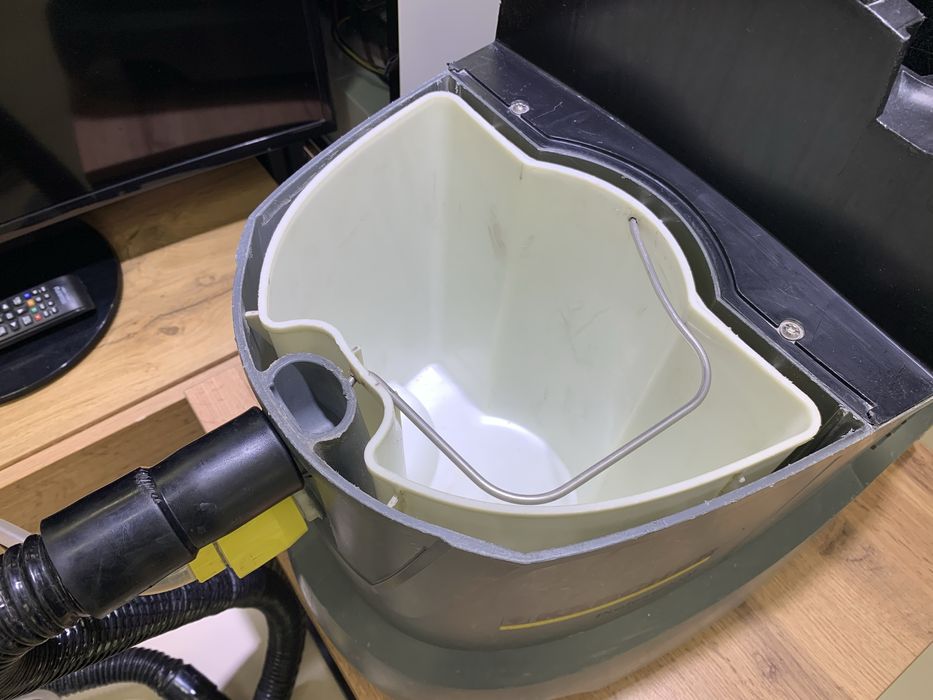 Моющий пылесос Karcher Puzzi 8/1 C, серый, 1167/А10