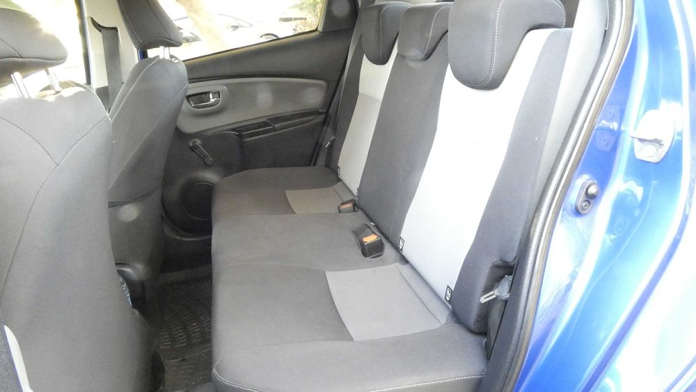 Toyota Yaris 2020г  40 000км