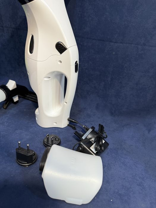 Уред за почистване на прозорци Amazon