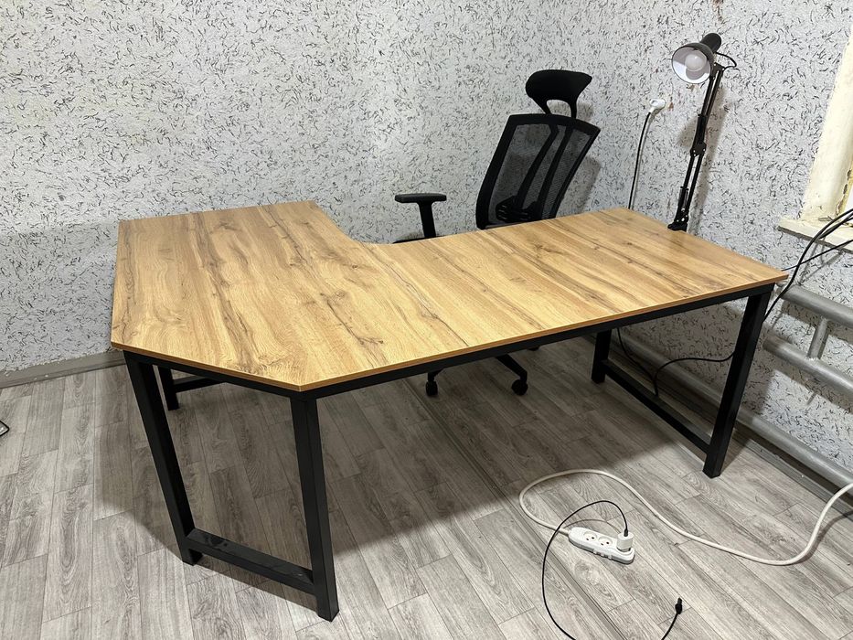 Стол письменный/для компютера [руководительский]