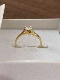 Inel aur 750 logodna cu diamant