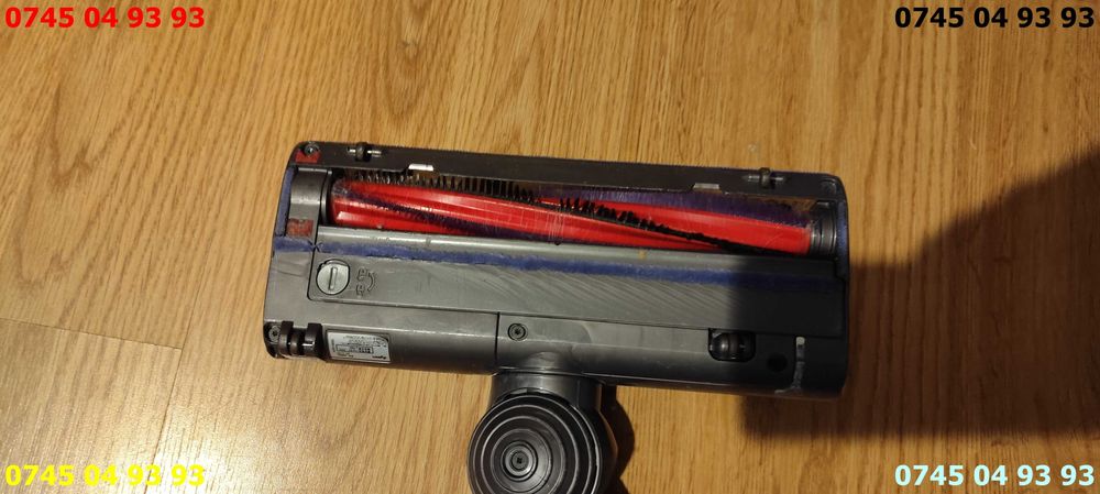 aspirator DYSON V6 perfect functional se vinde ca in imagini