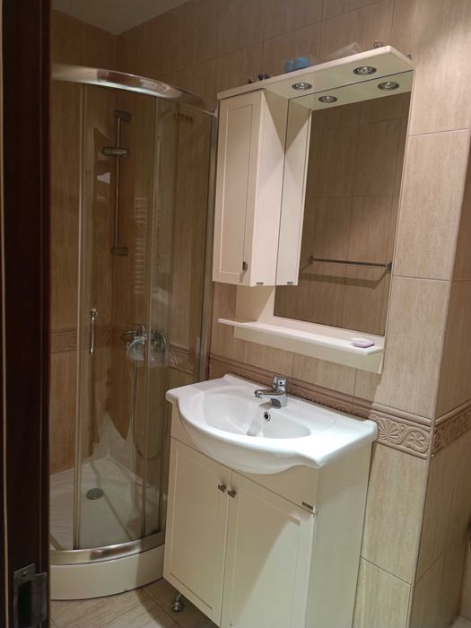 Дава се под наем Едностаен апартамент в София, Център - 27 кв.м за 357 € - Снимка #4