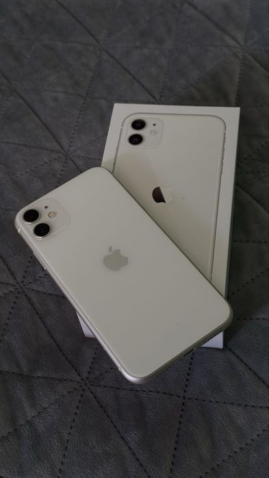 iPhone 11 / 64GB / White *КАТО НОВ*