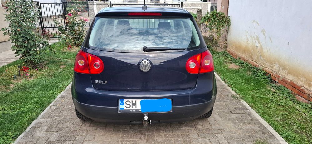 Volkswagen Golf 5 - 1.9TDI