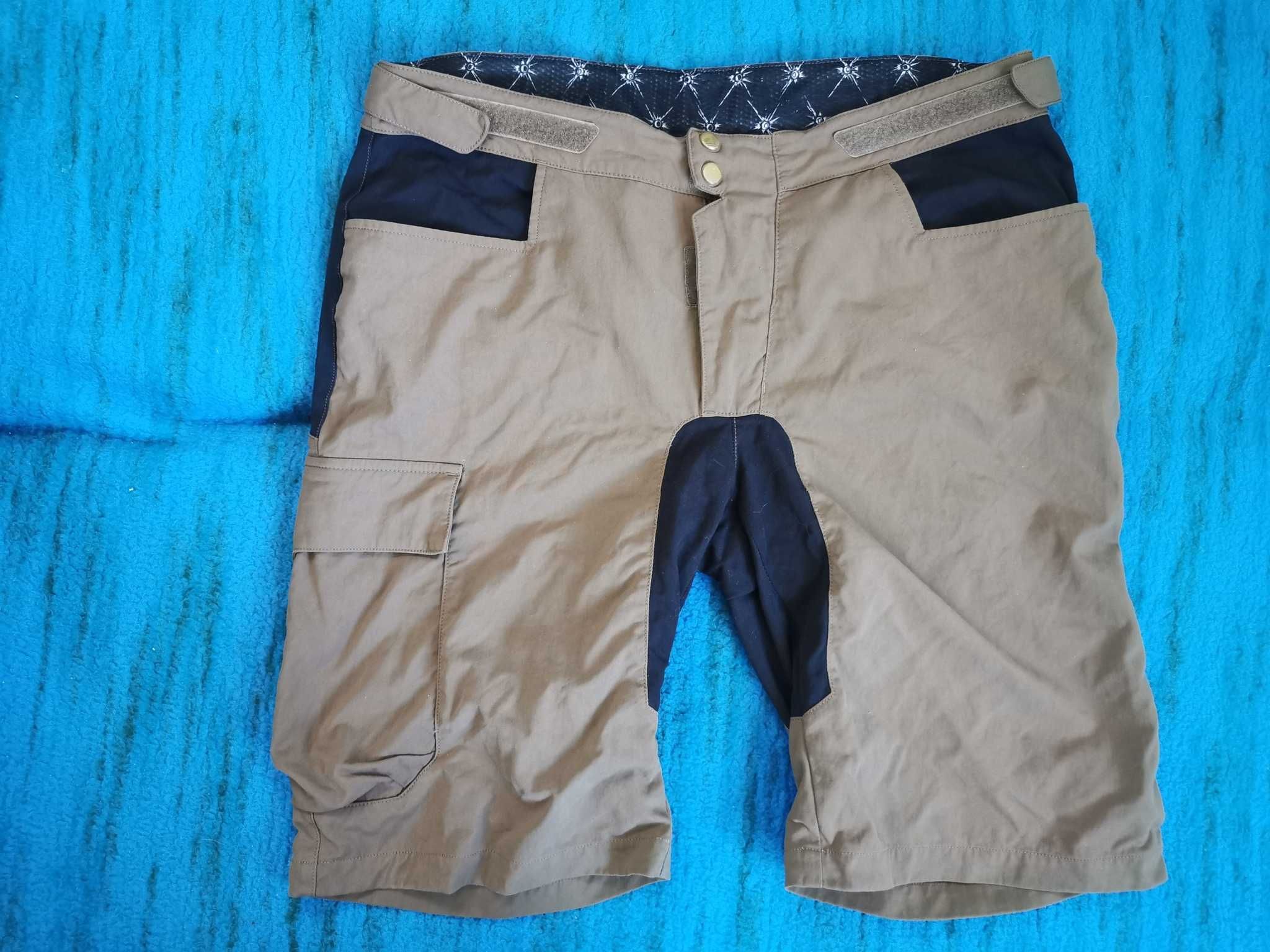 Pantaloni scurti Bergans of Norway M si Vaude L