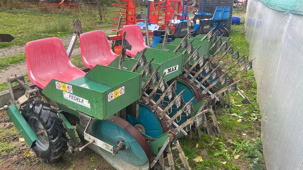 Plantatoare rasaduri