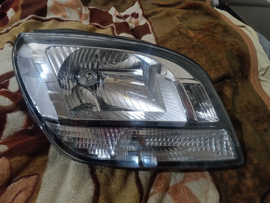 Фара на Шевролет Орландо