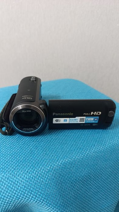 Видеокамера Panasonic HC-W570