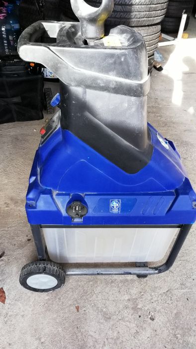 Храсторез за естествена тор от клонки