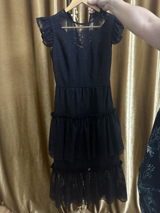 Продаю женское платье