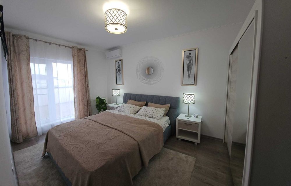 Inchiriez ap 2 camere decomandate 2 terase mari 2 locuri de parcare