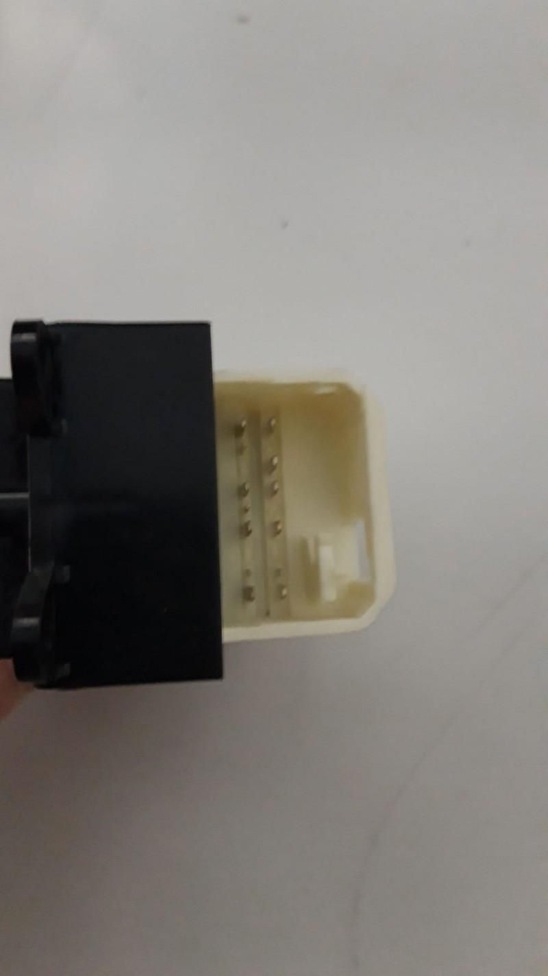 Butoane geamuri electrice fata stanga Toyota RAV 4 II 2000-2006 A2