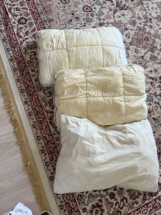 Подушки б/у синтепух