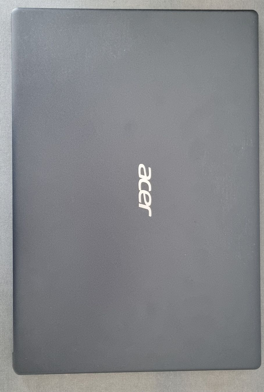 Продается ноутбук Acer б.у. в отличном состоянии.