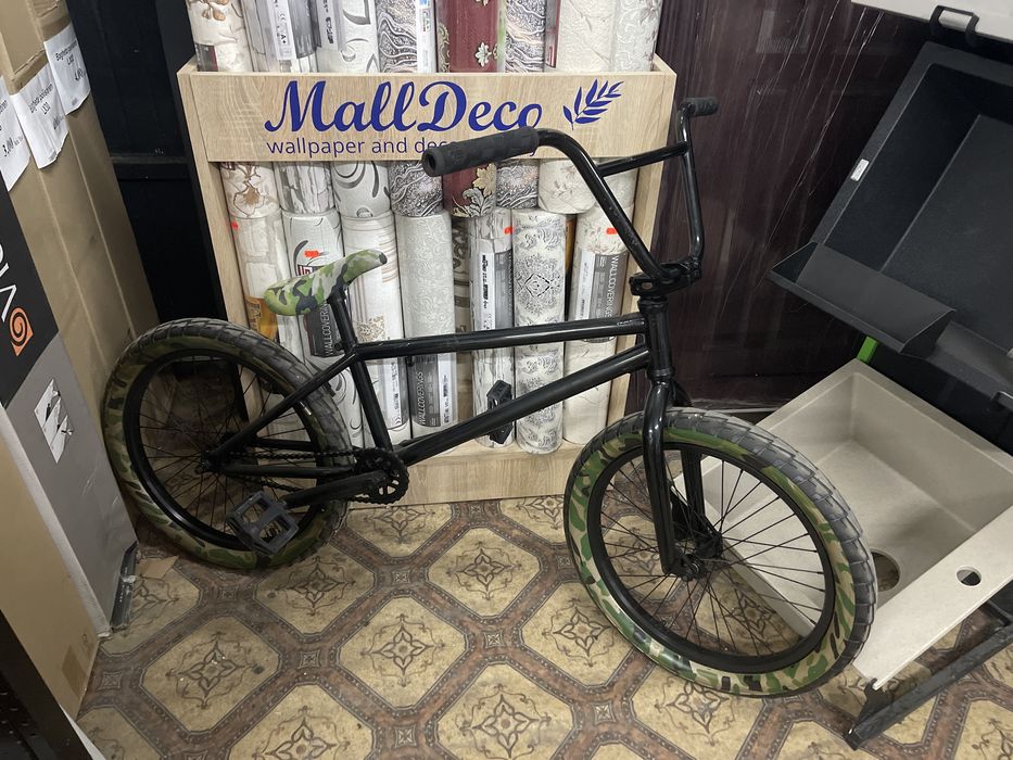 Mafiabikes Kush 2+ 20 inch BMX Bike Black Camo
