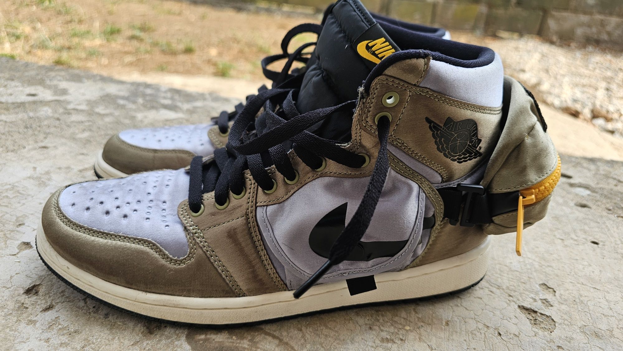 Nike JordanМаратонки  
Air Jordan 1 High SP Utility "N