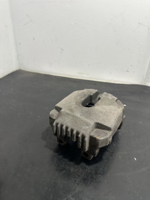 Etrier frana dreapta spate BMW Seria 5 E60 E61 525d