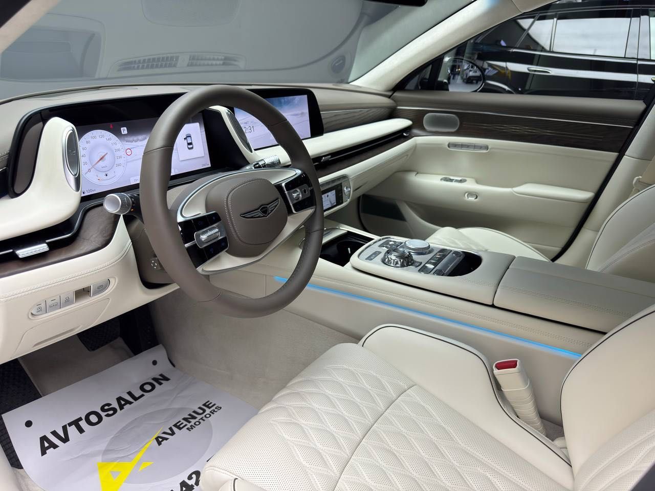 Продается Genesis G90 Limousine