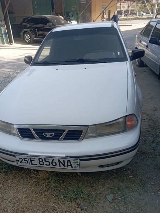 Nekisya srochni sotiladi