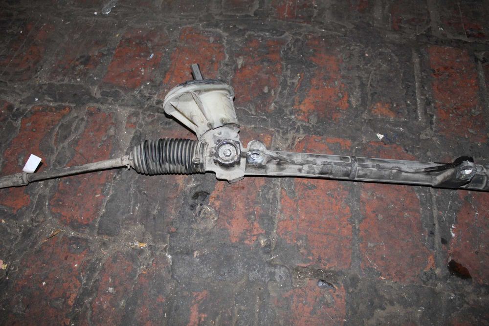 Кормилна рейка Нисан микра к12 05г Nissan micra k12 1.5dci 82hp 2005