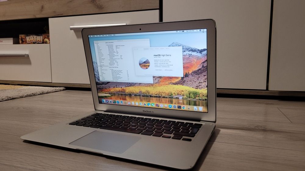 Apple MacBook Air Core 2 Duo 2.13 GHz/4 GB / 256 SSD Late 2010