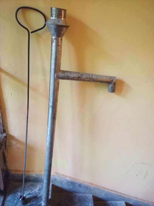 Ръчна ,метална помпа за течности!