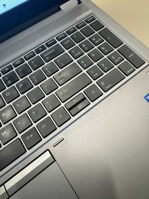 Лаптоп мобилна работна станция HP fury G8