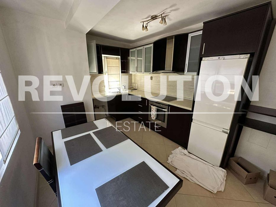 Дава се под наем Тристаен апартамент в Варна, Аспарухово - 105 кв.м за 450 € - Снимка #2