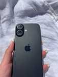 Телефон iPhone 16