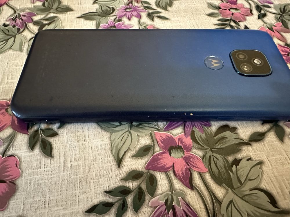 Vând Motorola E7 Plus NEGOCIABIL