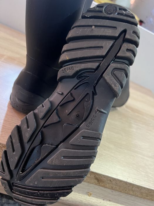 Ботуши дунлоп.нови