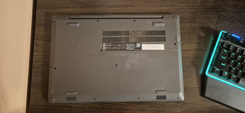 Lenovo V130 15IKB