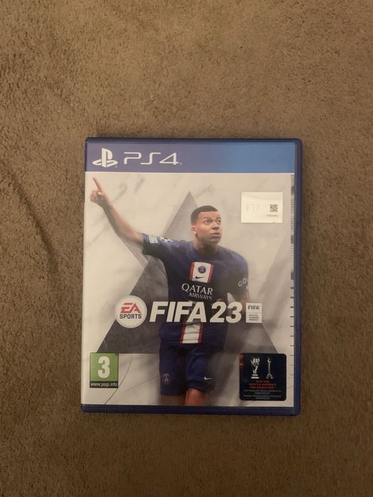 Playstation 4 (плейстейшън 4) със 7 игри