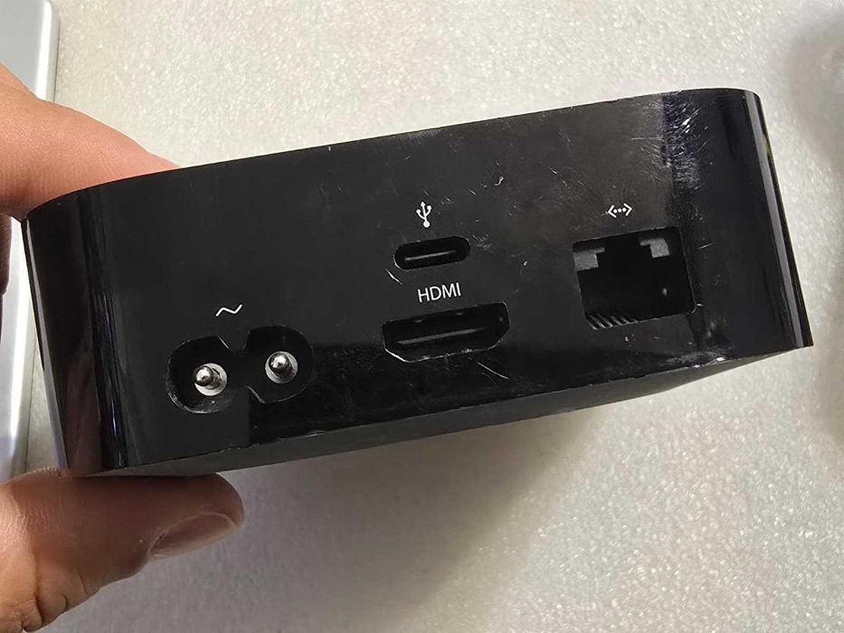 Media Streamer Apple TV (4th Generation) 32GB HD - A1625