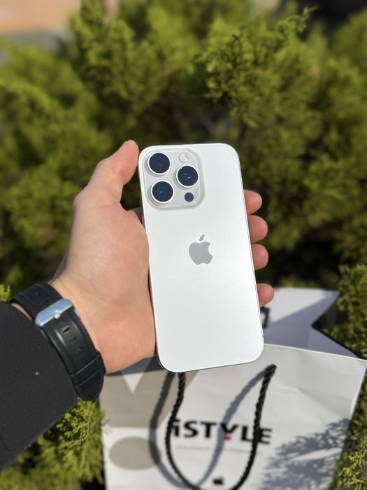 Iphone 16 pro white