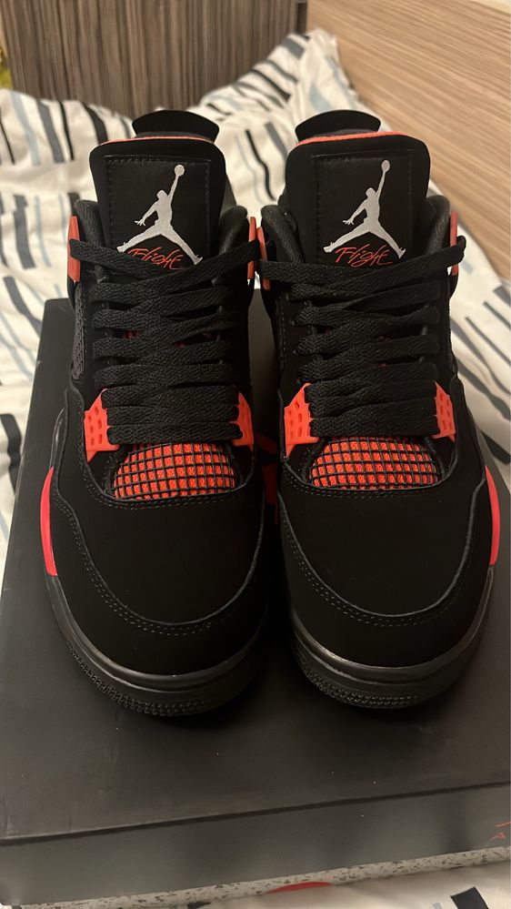 Jordan 4 Retro Red Thunder