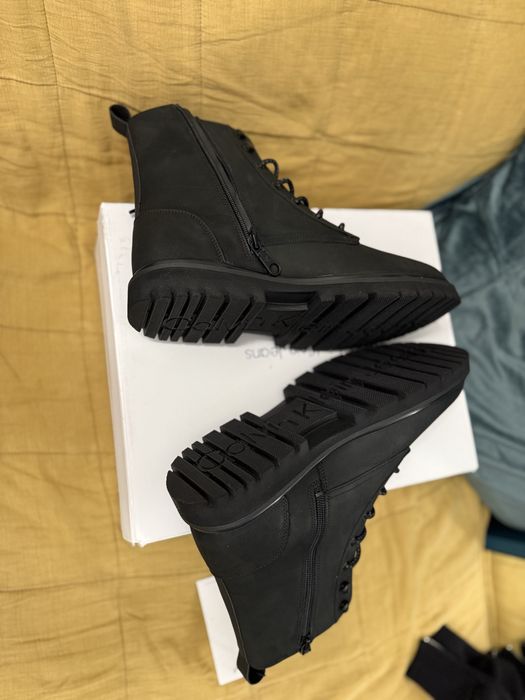 Calvin Klein Jeans ghete joase piele neagra marimea 43 noi originale