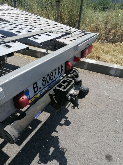 Продавам Рено Маскот