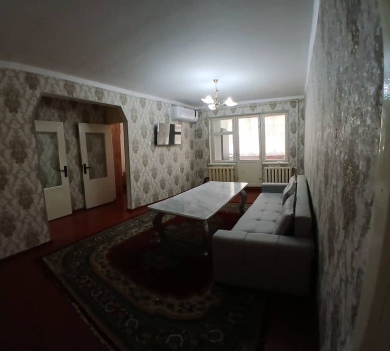 Калининский массивда квартира  ижарага берилади