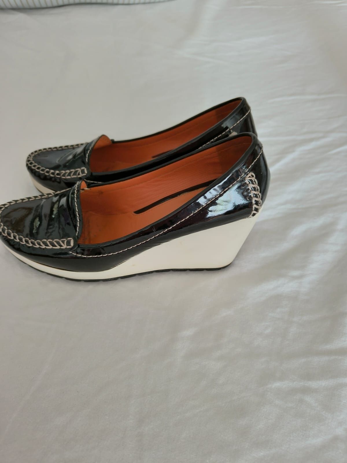 Pantofi Geox mărimea 38
