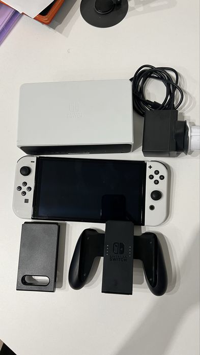 Продается Nintendo Switch Oled