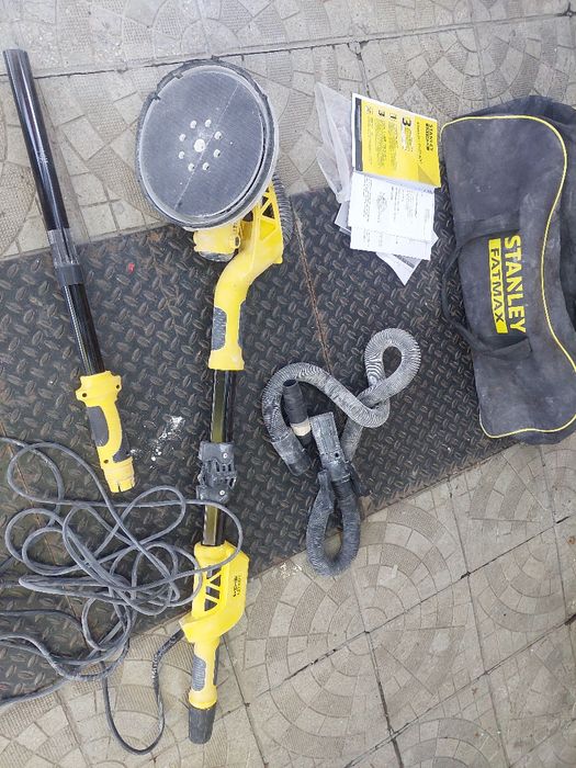 Шлайфмашина / Жираф Stanley FatMax SFMEE500S