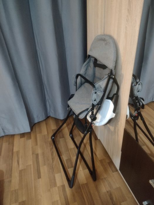 Scaun masă bebe, max 15 kg.