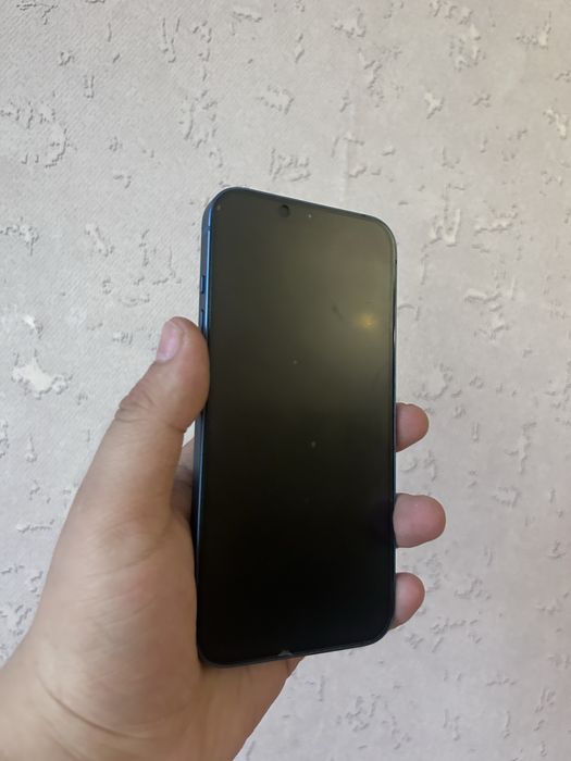 Iphone 13 в отличном состояние