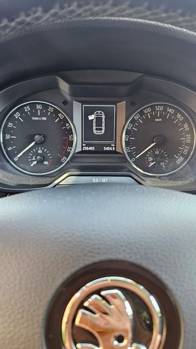 Vând Skoda octavia 3 2015 4×4