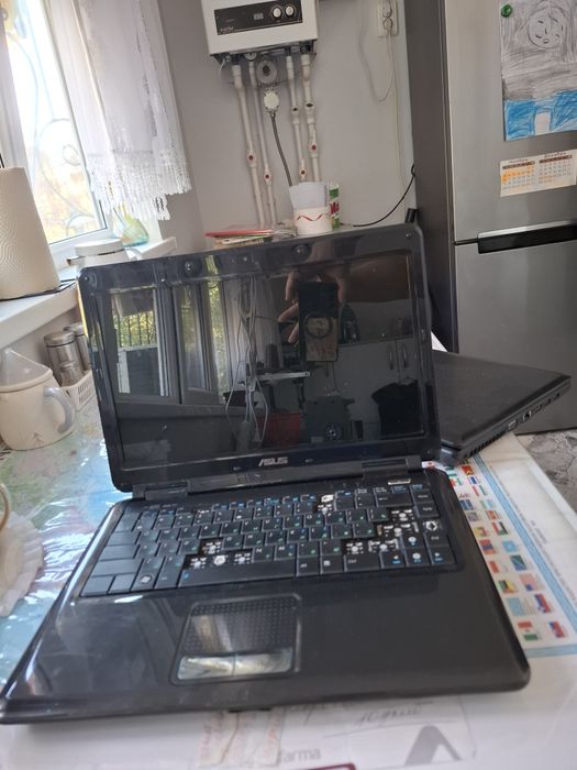 Продаётся ноутбук.