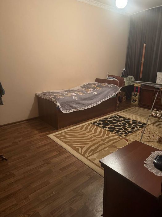 Продаётся 2 комнатный квартира