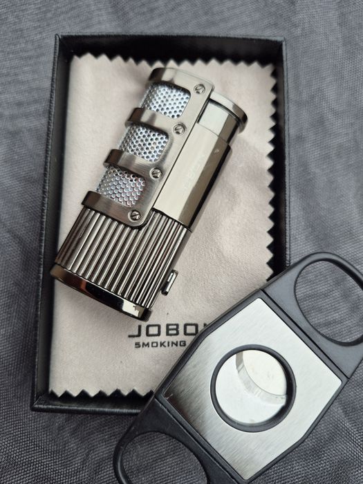Луксозна запалка за пури JOBON с подарък резачка,три цвята