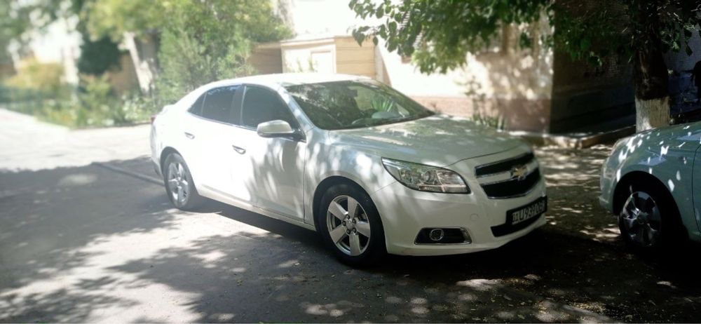 Продаю автомобиль malibu 1